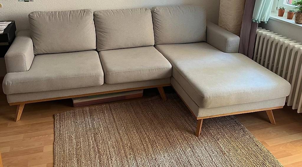 Sofas: Schöne 2 Sitzercouch + Liegefläche – D'occasion à Aesch BL par Rastaman83