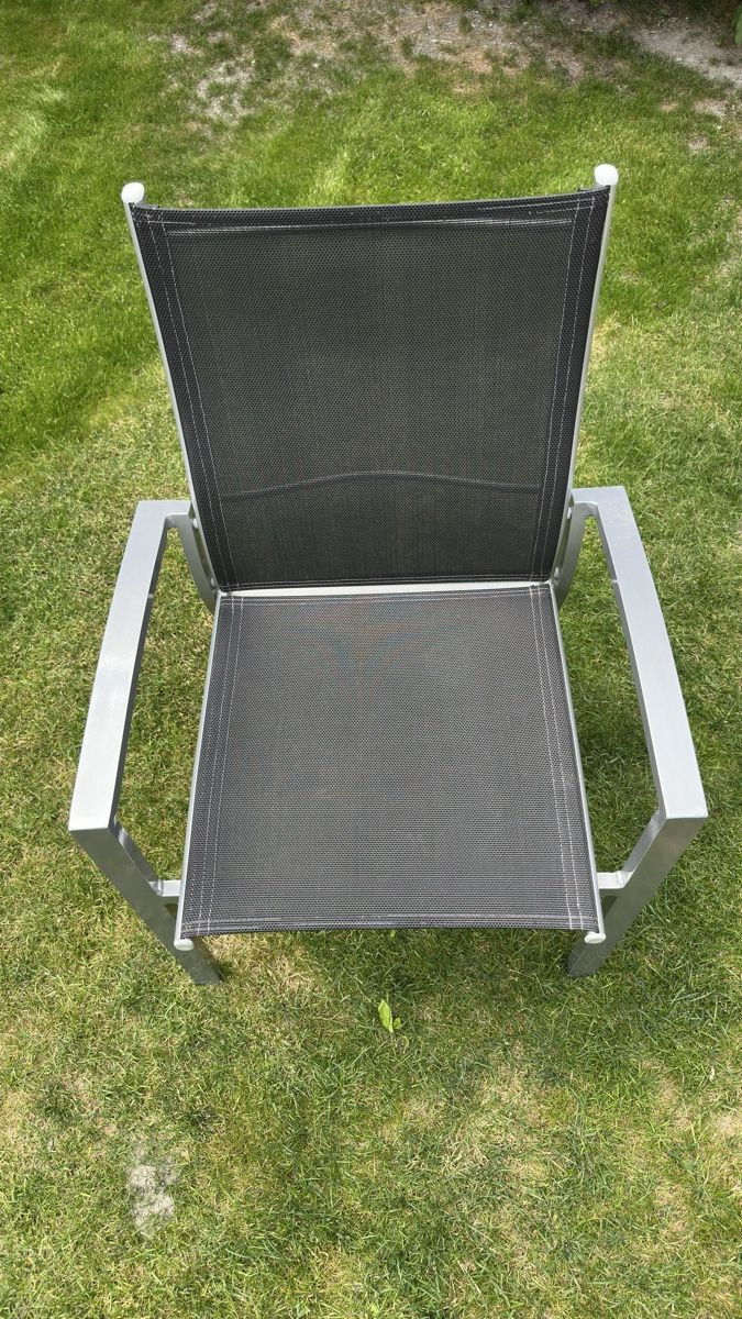 Tavoli: Denova Gartentisch mit massiver Platte 130 cm – Usato da Trimmis venduto da lorenzcamenisch 4