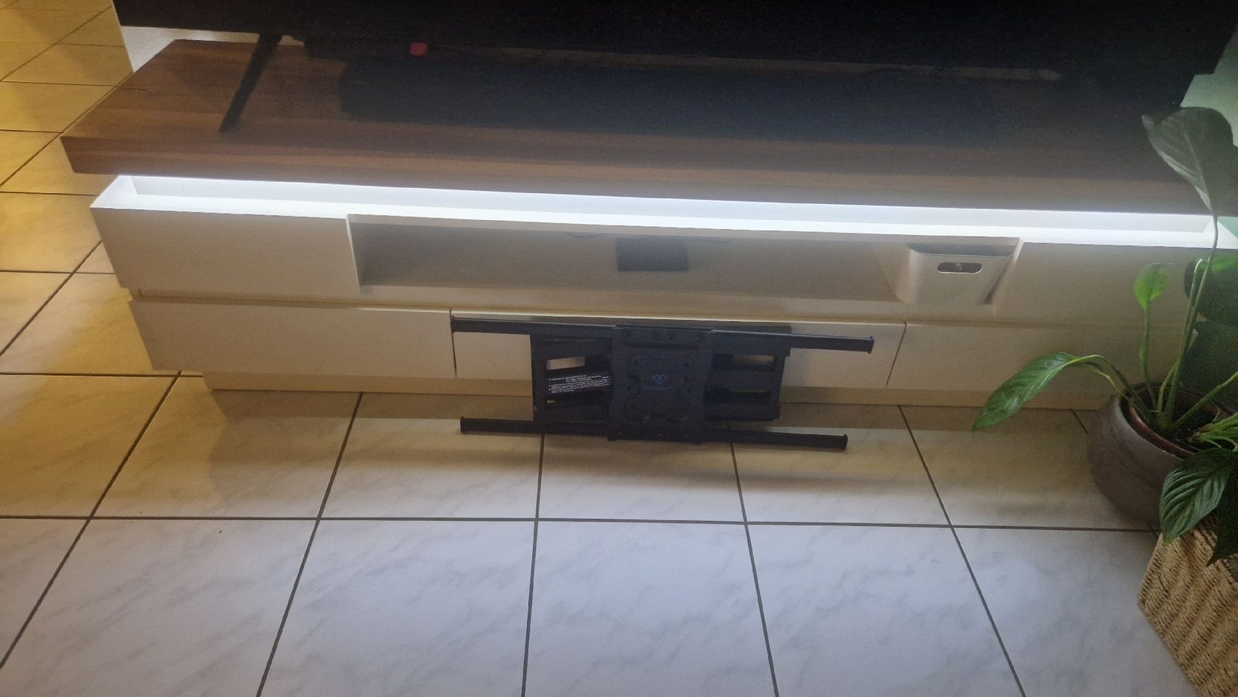 Samsung Televisori: Samsung TV 75 zoll – Usato da Remetschwil venduto da Sotos13 3