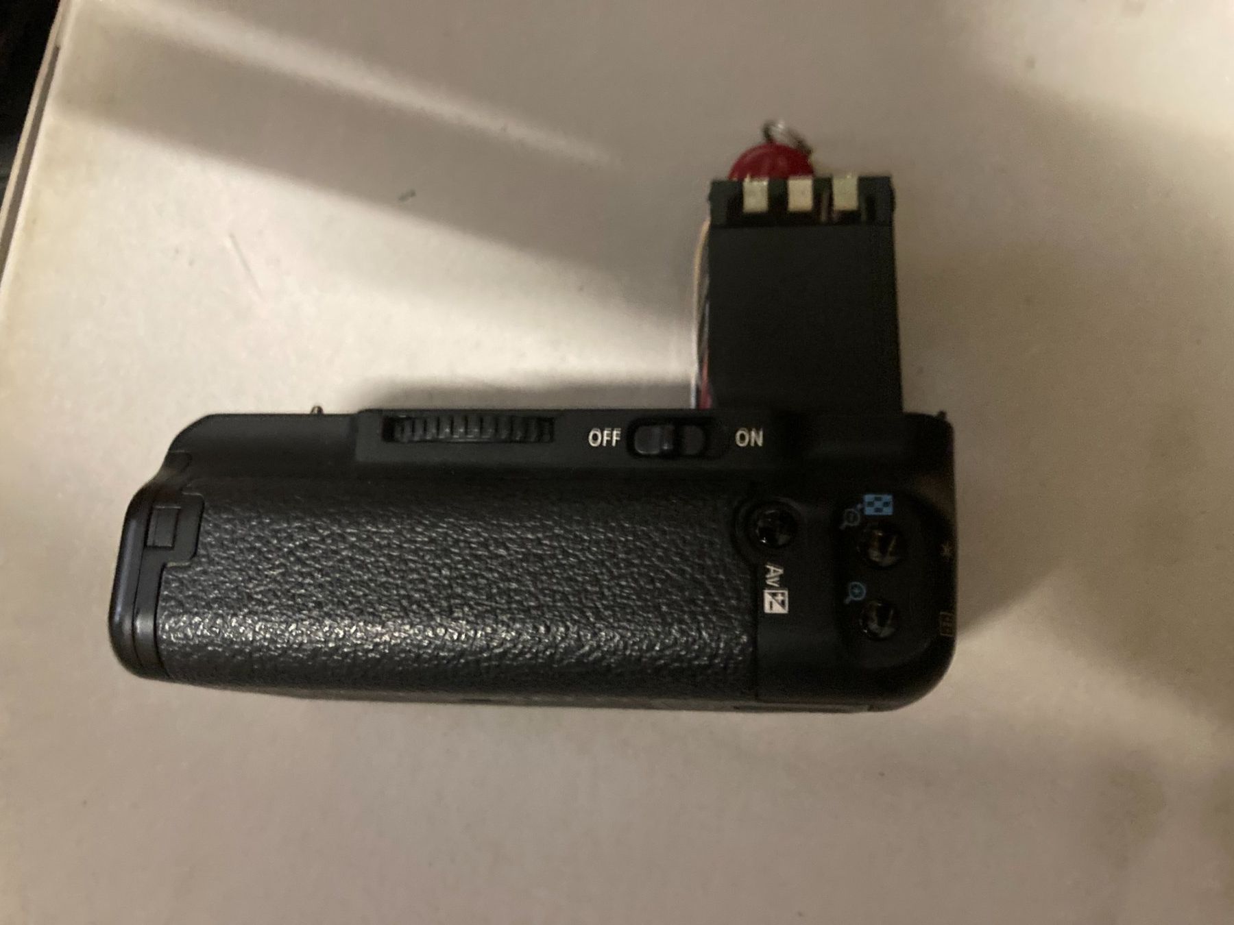Batterie: CANON Battery Grip BG- E3 – Usato da Filzbach venduto da Sugi7 2