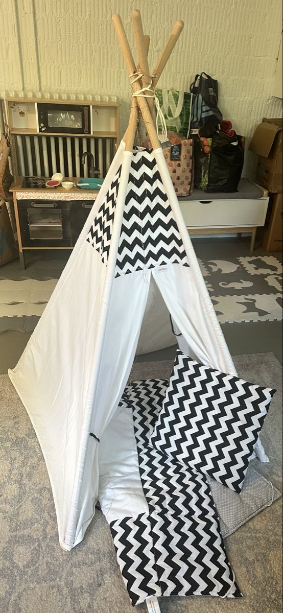 Casette per bambini: Wigiwama tepee – Usato da Zürich venduto da sera_87 2
