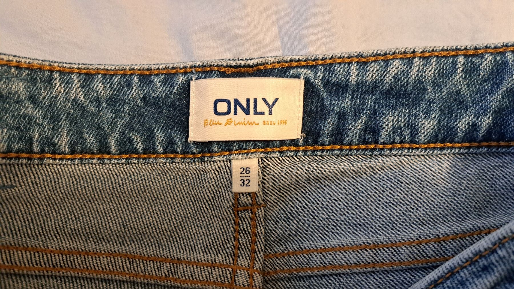 Only Jeans: Hellblaue Jeans Only Gr. 26/32 – Usato da Zürich venduto da van_5dqh 2