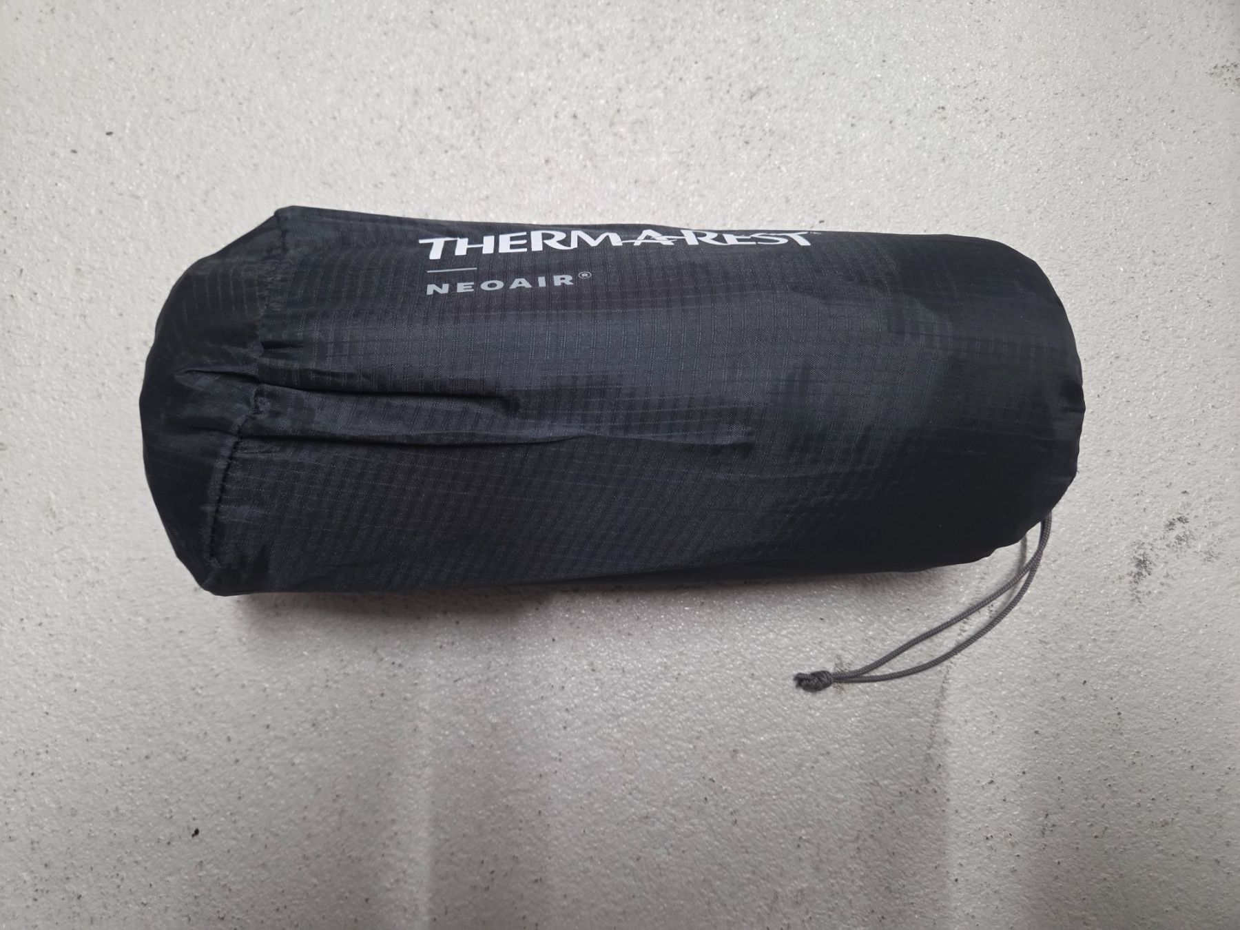 Thermarest Materassi: Therm a Rest / Neoair Xlite  R – Usato da Ennetbürgen venduto da Riwemogmbh
