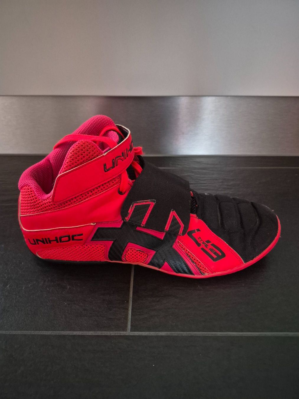 Scarpe da uomo: Unihoc Torhüterschuhe – Usato da Schüpfen venduto da vivera72