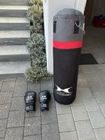 Hammer Boxsack mit Boxhandschuhen 10 Unzen selten gebraucht