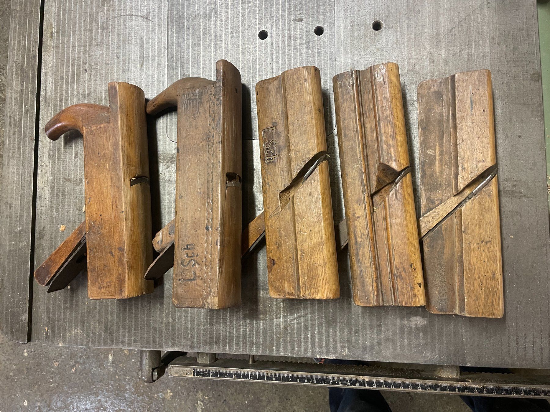 Tous les outils: Handhobel alt, runde Klinge, Set – D'occasion à Freienbach par Minx1 1