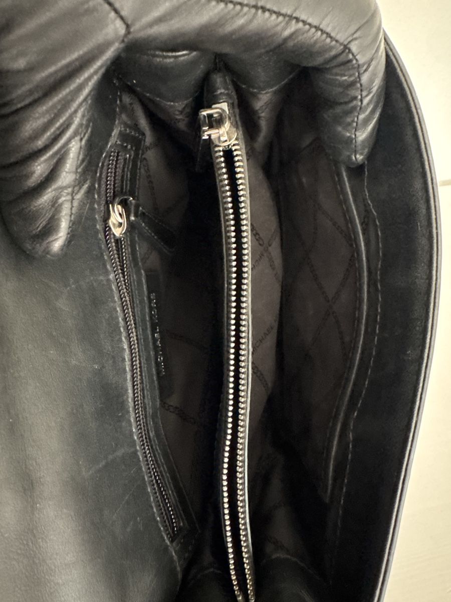 Michael Kors Borse da donna: Michael Kors Studded Black Leather Shoulder Bag – Usato da Versoix venduto da Bazanchiklovalova 5