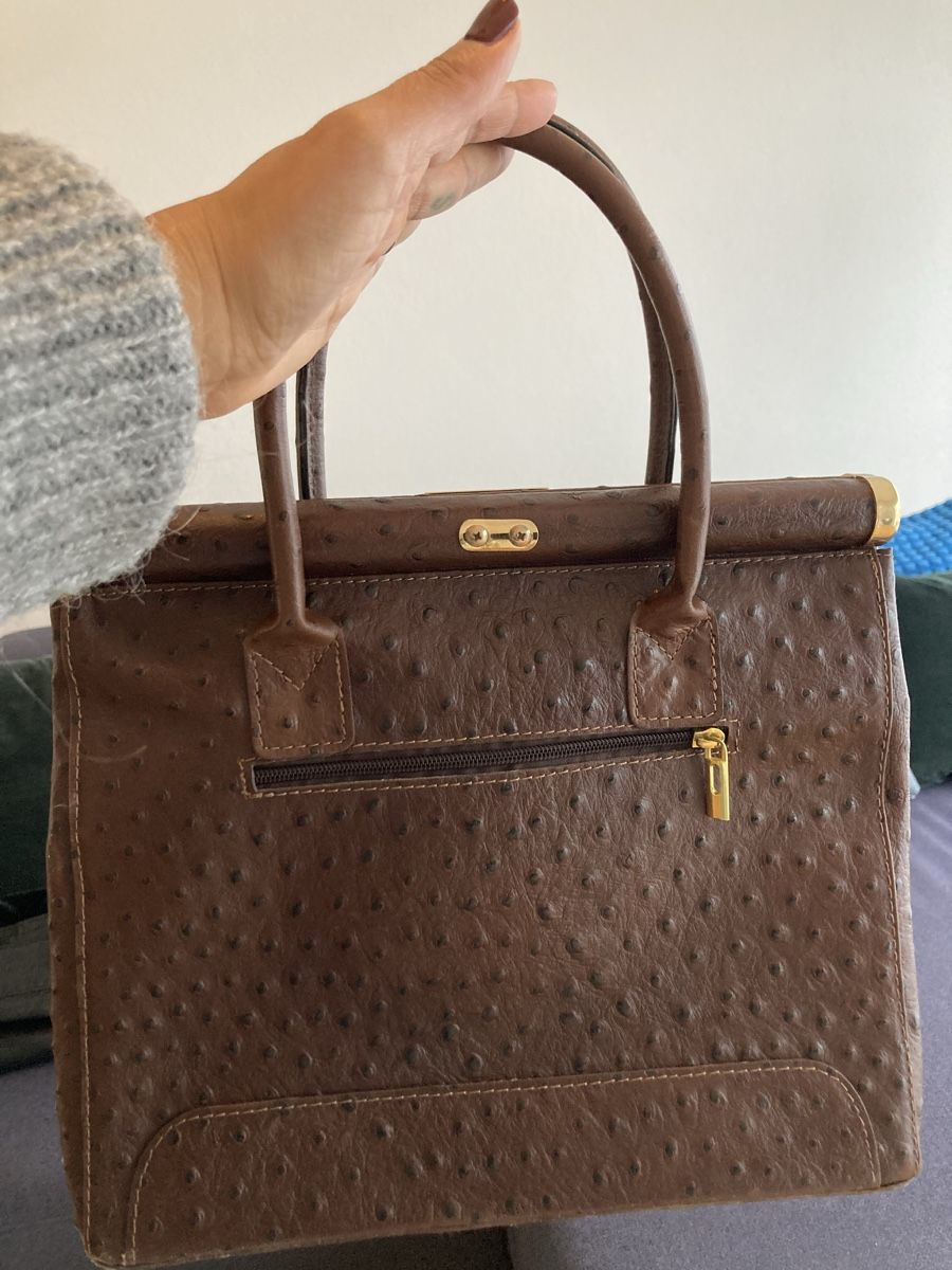 Borse da donna: Handtasche dunkelbraun in Straussenlederoptik – Usato da Wauwil venduto da alessandrea82 1