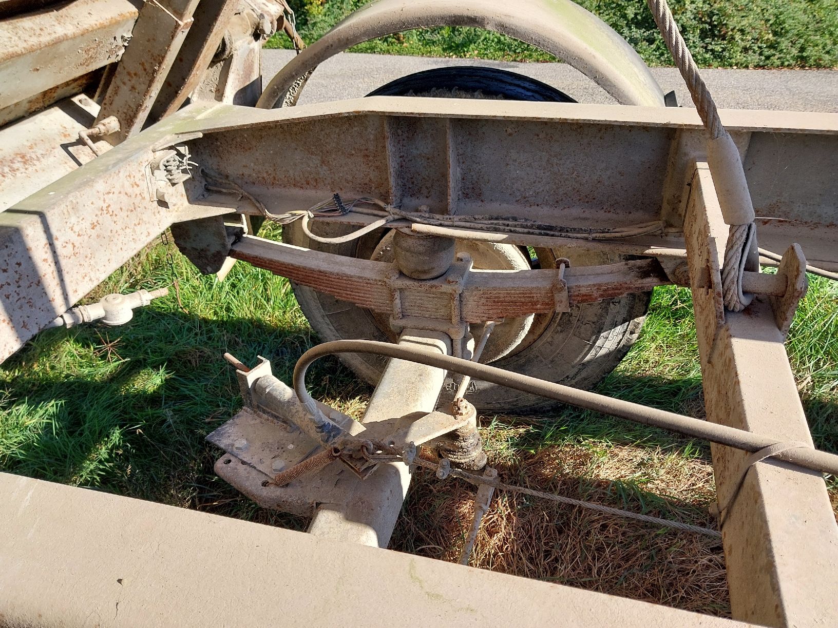 Lanz + Marti Anhänger: Anhänger/Kipper 12Tonnen – Gebraucht aus Bützberg von jenzer87 7