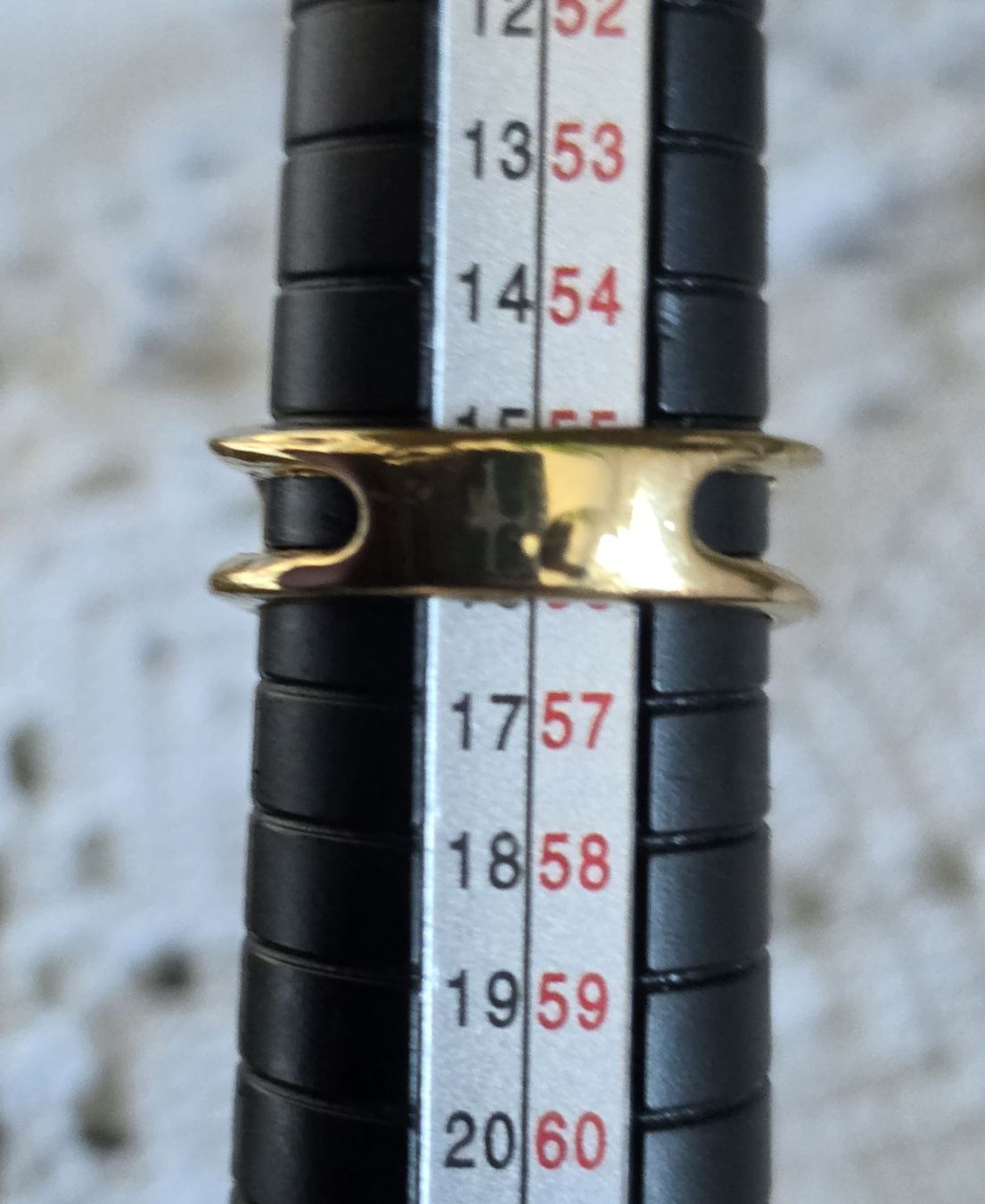 Ringe: Ring Goldfarben mit blauem Stein – Neu (gemäss Beschreibung) aus Rheinsulz von Gilea 6