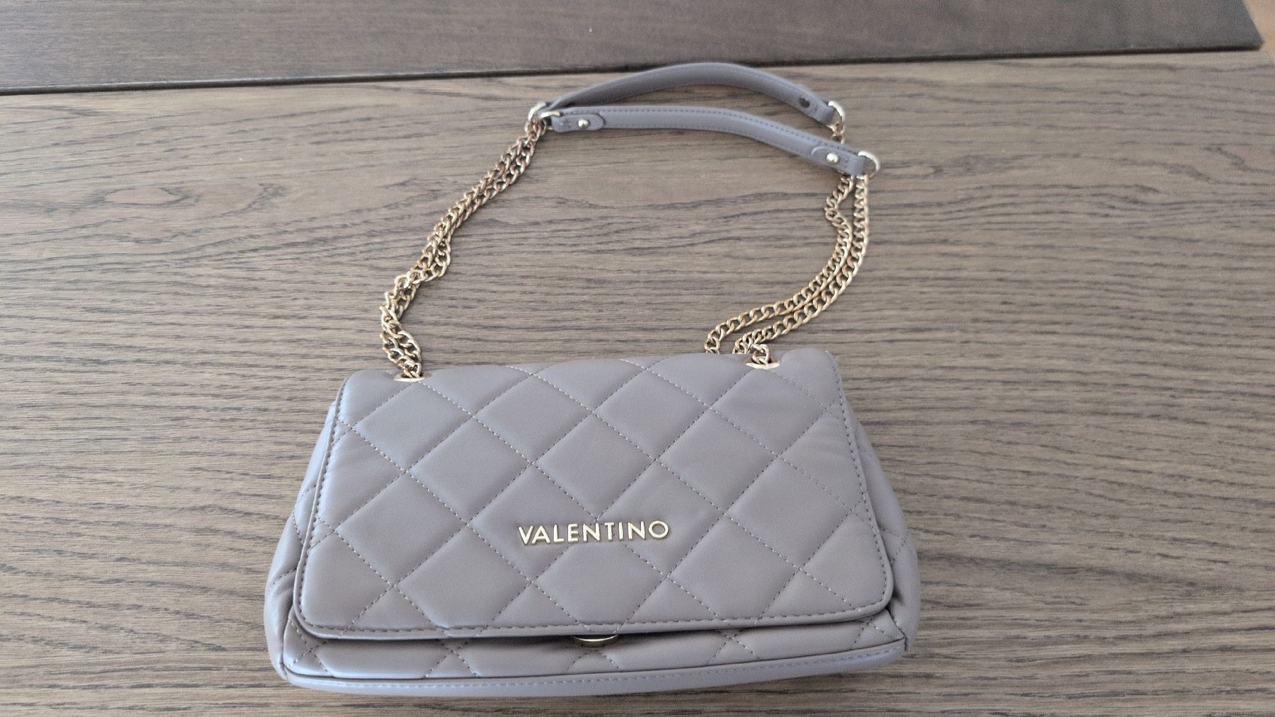 Valentino Taschen für Damen: Handtasche Valentino – Gebraucht aus Berschis von fid_5dnd