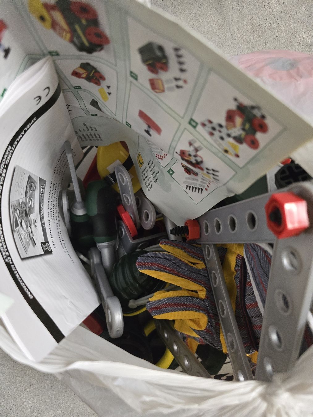 Spielzeuge: Kinder Bosch Work-Station – Gebraucht aus Illnau von JeffAs 1