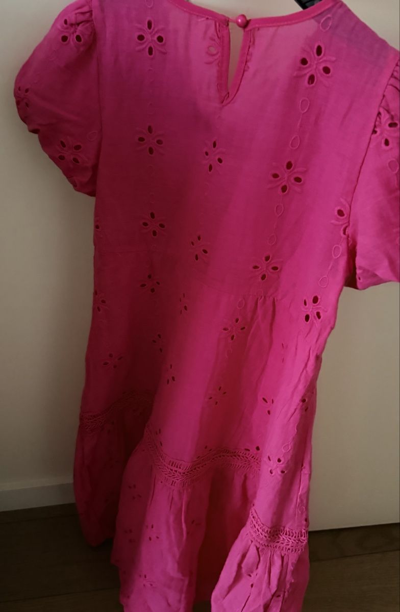 Vestiti & Gonne: Robe Loevia rose brodée taille 6 ans  – Usato da Lausanne venduto da mik_l5py 3
