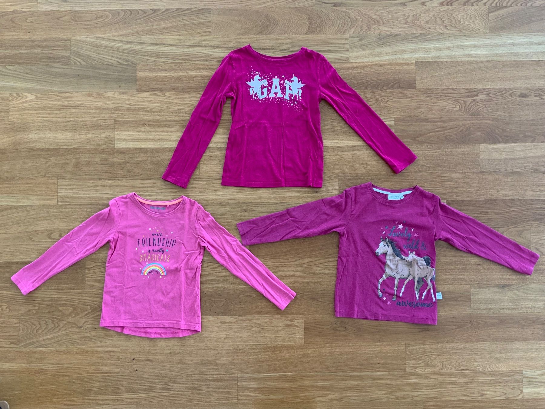 Lotti & Set di vestiti: Pullover für Mädchen Gr. 116 – Usato da Niederstetten venduto da Elmar77