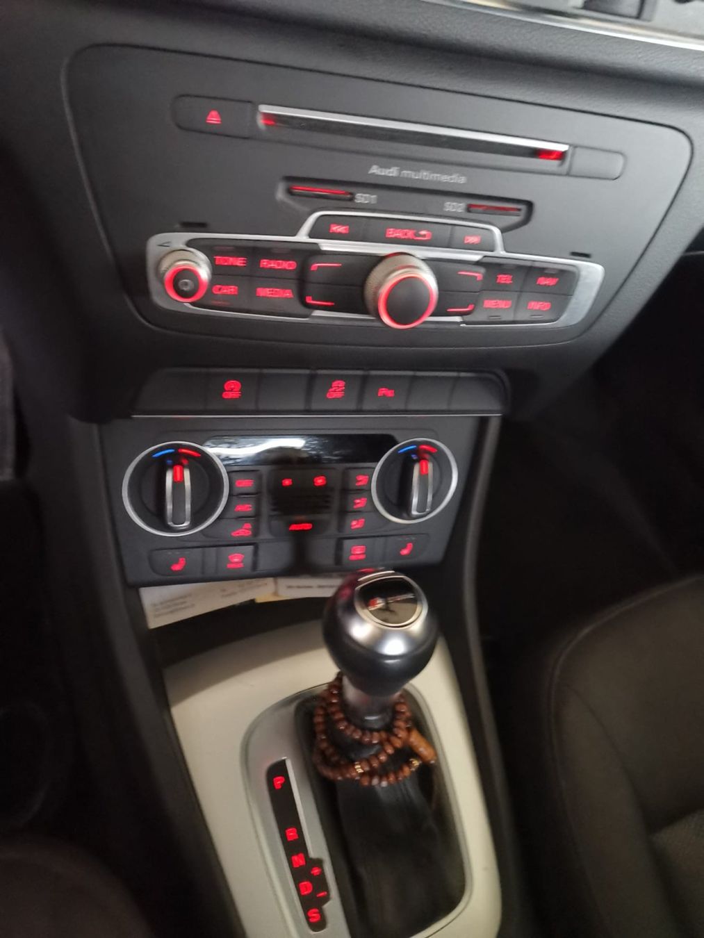 Audi Automobili: Audi Q3 noir à vendre – Usato da Préverenges venduto da ich_auch00