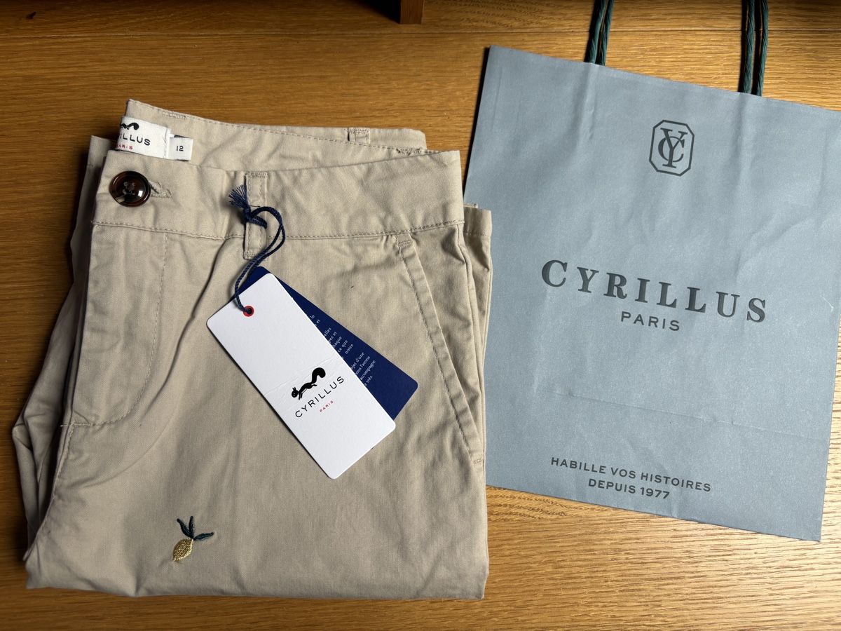 Cyrillus Hosen: Short Vitrine Cyrillus 12 ans - 152cm NEUF – Neu und originalverpackt aus Founex von ari_2gt7 5