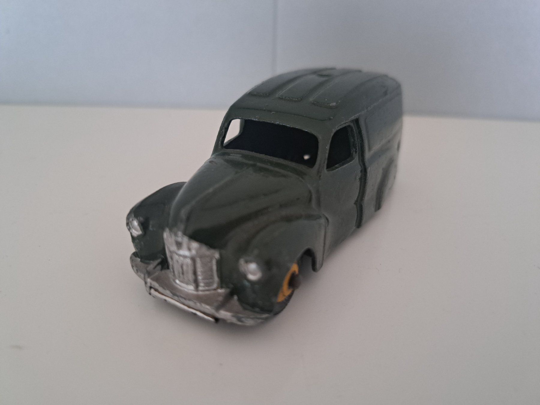 Dinky Toys Modellini d'auto: Austin Dinky Toys – Usato da Emmenbrücke venduto da bikesandmore75 1