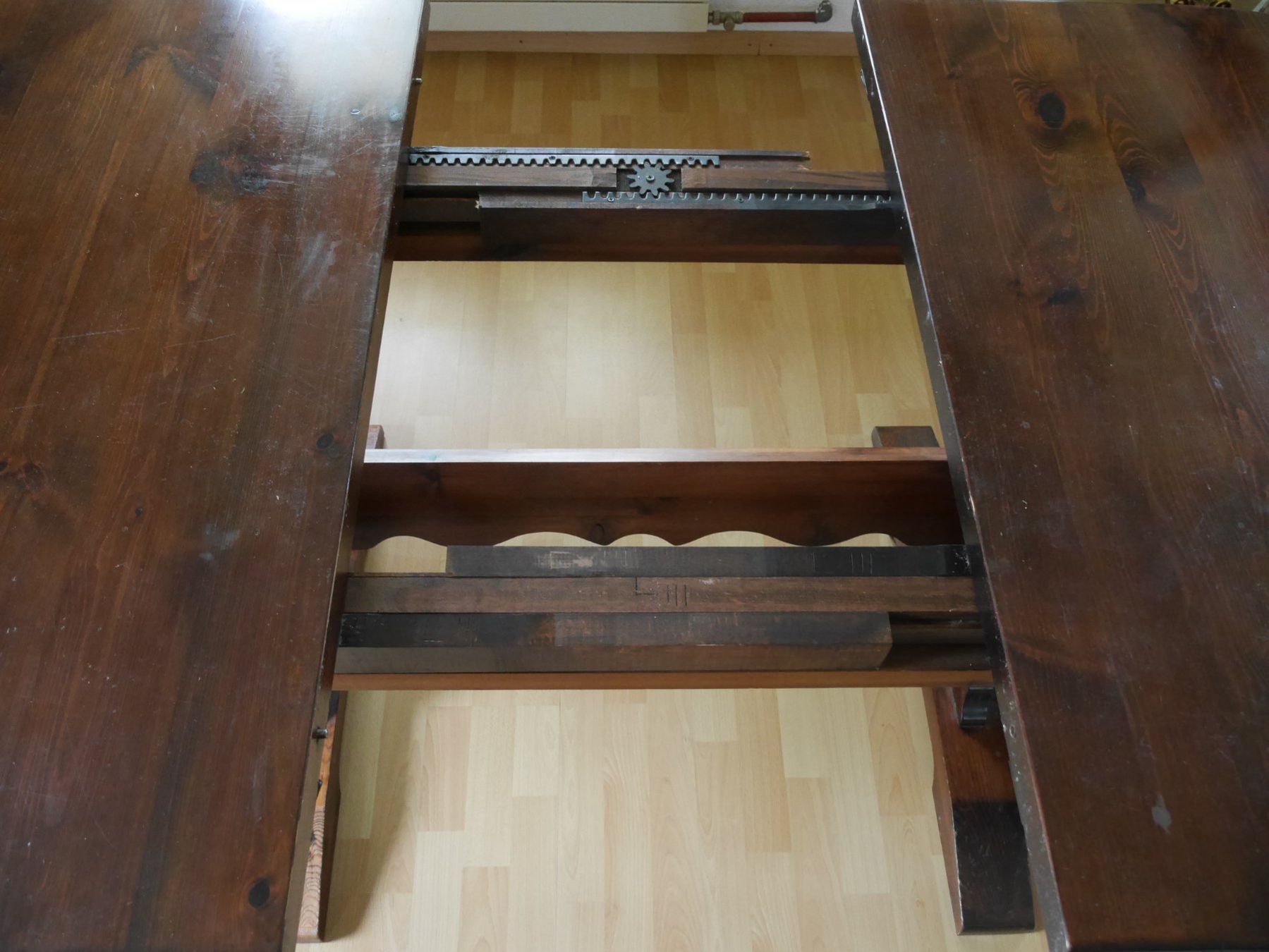 Tavoli: Massiver Holztisch (Klostertisch?) – Usato da Villnachern venduto da mar-X 4