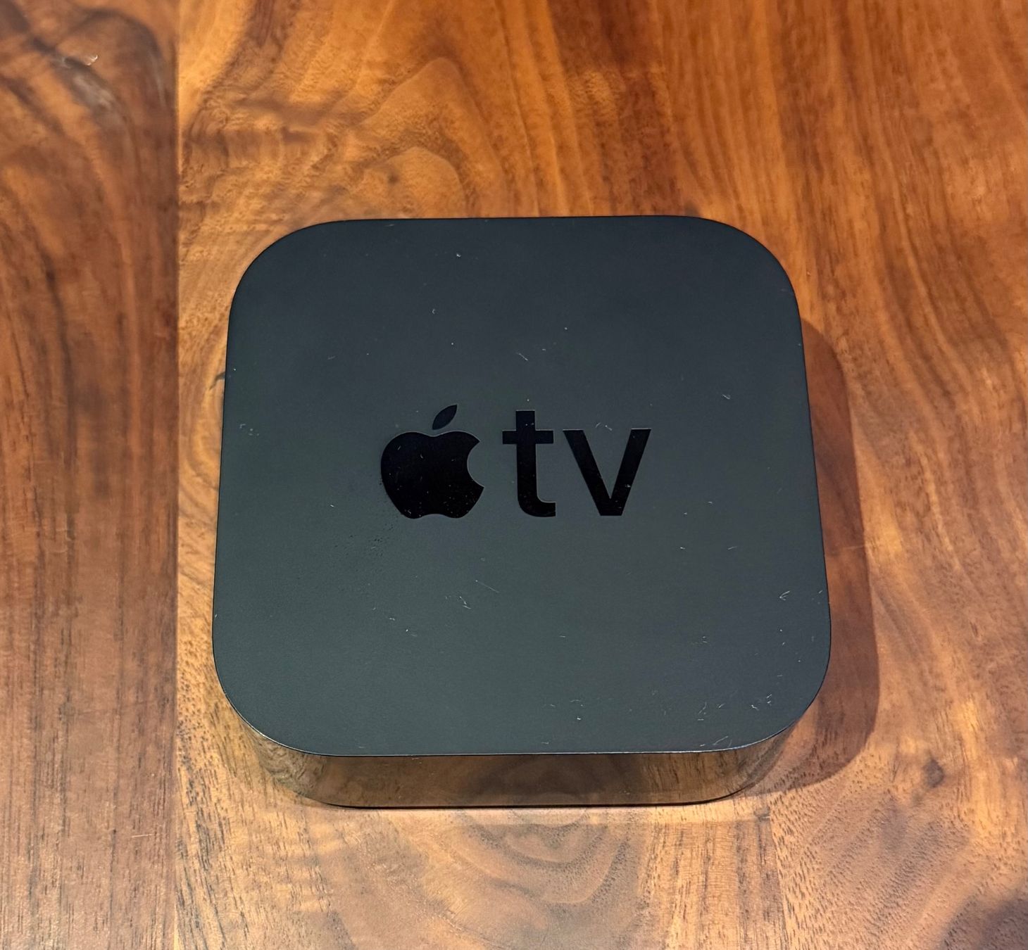 Apple Lettore multimediale & Streamer: Apple TV 4K 1ère génération Modèle A1842 – Usato da fribourg venduto da Micco
