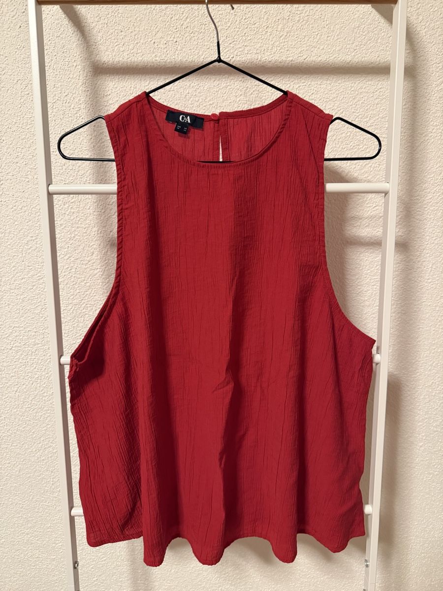 C&A Tops: C&A Top rot Gr. 42 – D'occasion à Kloten par ble_78dj