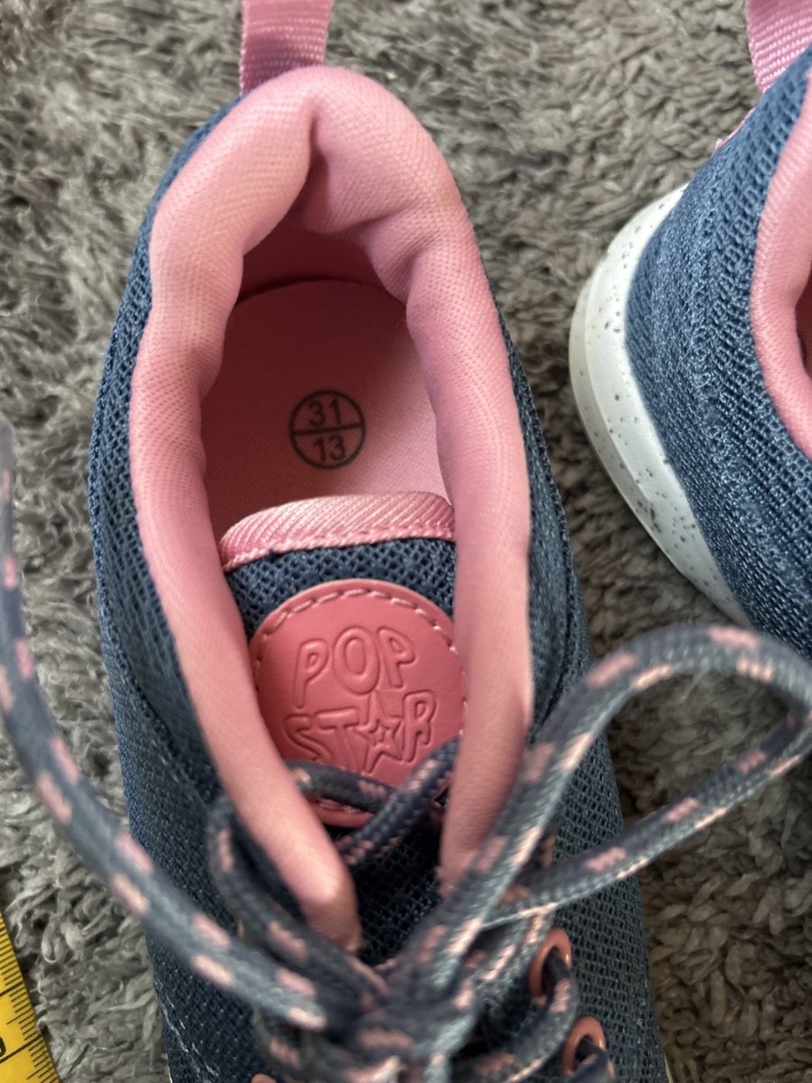Scarpe per ragazze: Sportschuhe Gr.31 – Usato da Dottikon venduto da cimar 2