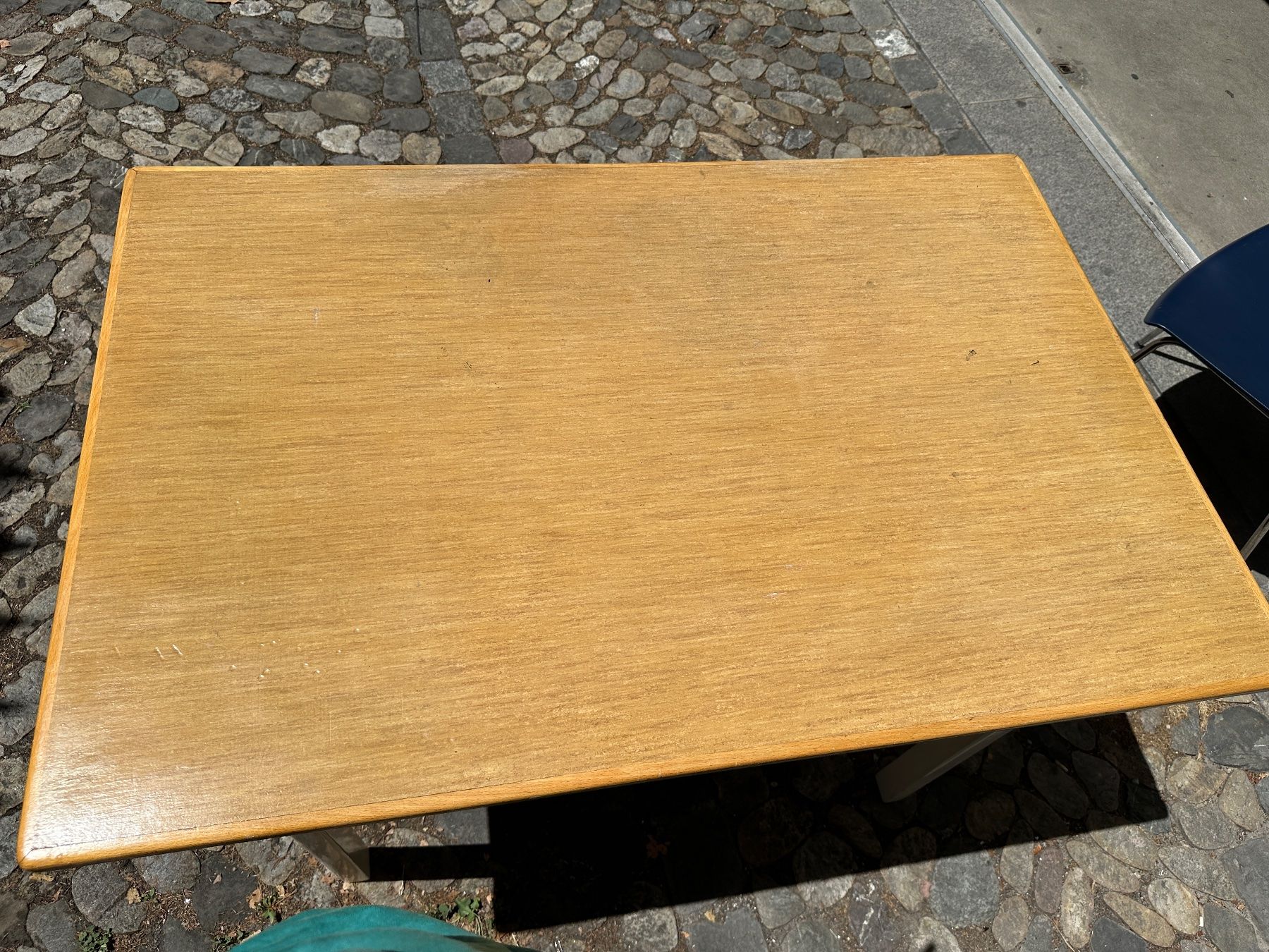 Tables: Holztisch mit Schublade – D'occasion à Zürich par atlantis77 6