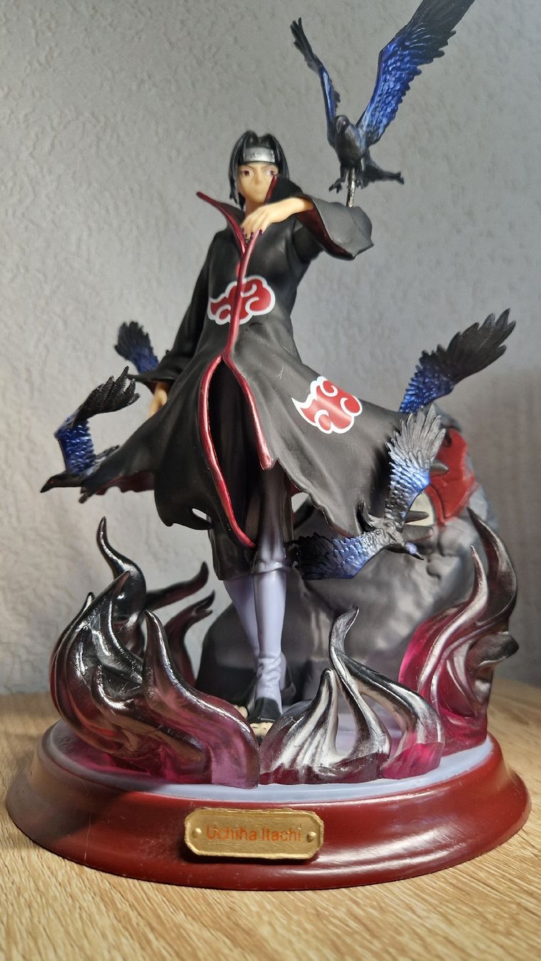 Figurines: Figurine Itachi Uchiha – D'occasion à Bernex par Hallohisse 4