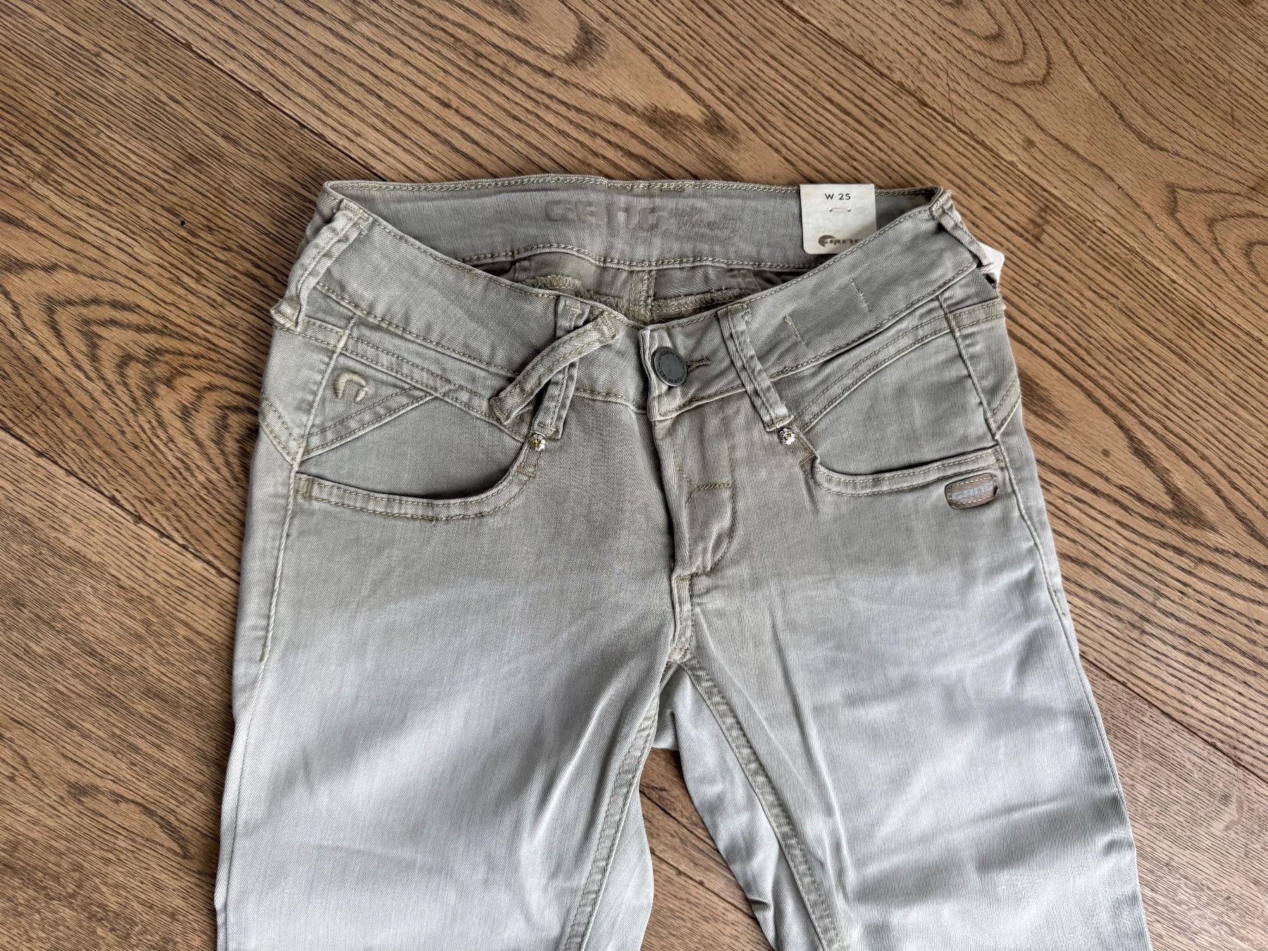 Gang Pantaloni: Hose, Shorts Gang //NEU// 25 – Nuovo (secondo la descrizione) da Stettfurt venduto da outlet72 1