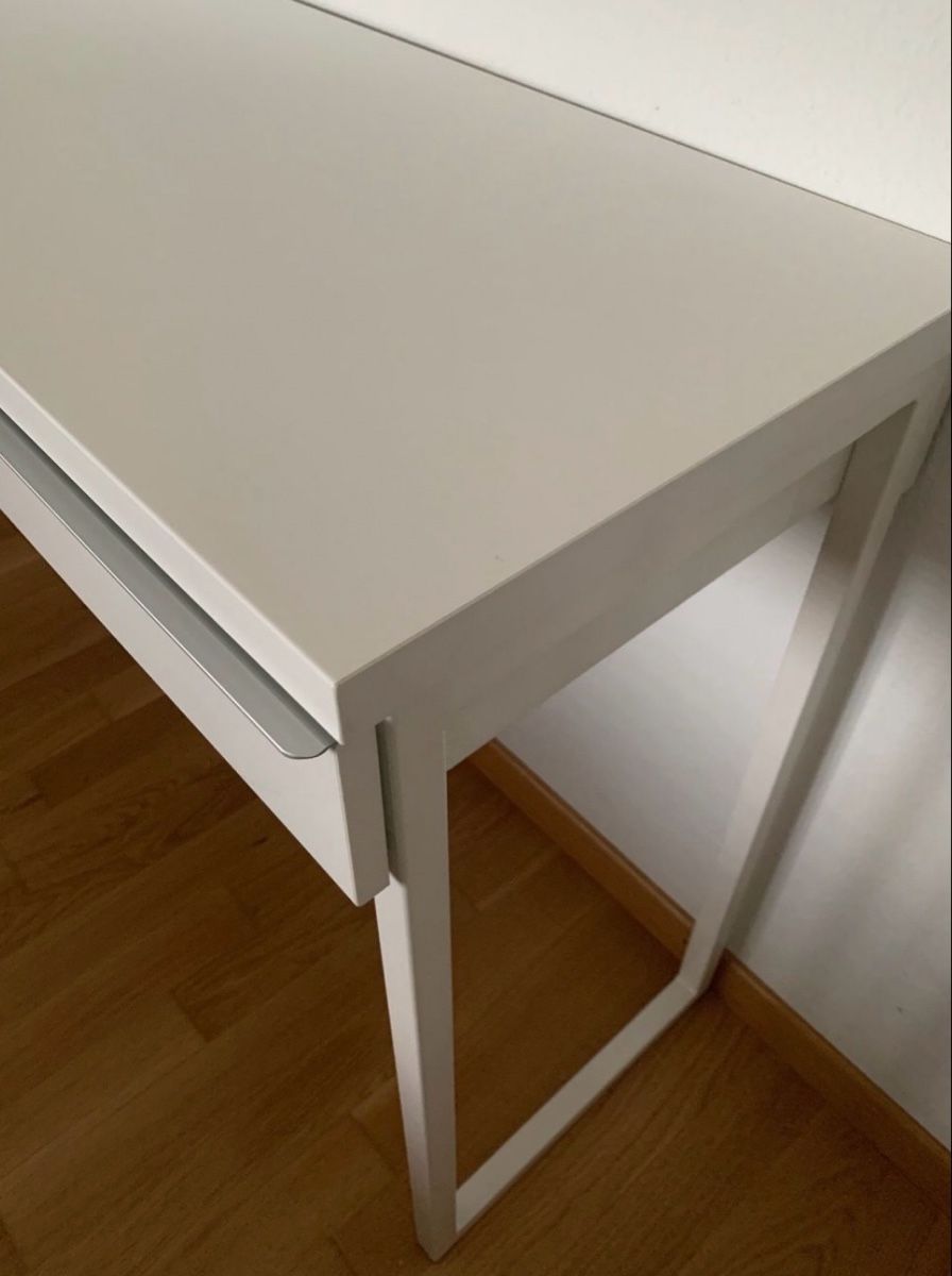 Ikea Schreibtische: Ikea Schreibtisch weiss – Gebraucht aus Kesswil von  1