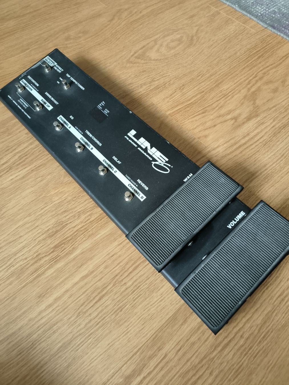 Line 6 Strumenti musicali: Line 6 Gitarren Pedal – Usato da Thun venduto da soundwg