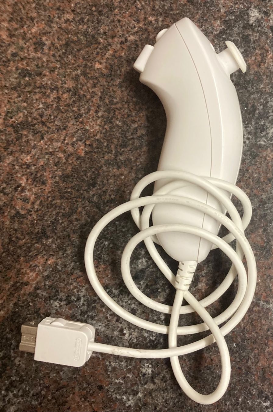 Controller: Nunchuk – Usato da Münchenbuchsee venduto da dani1113