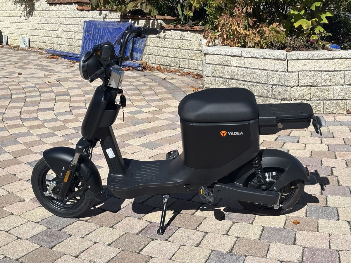 Yadea Scooter: Scooter Yadea 25km/h – Nuovo (secondo la descrizione) da Cottens FR venduto da ginop 4