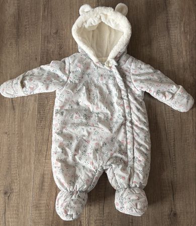 Baby Schneeanzug im Blumenmuster weiss gefuettert grösse 62