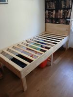 Holzbett 90 × 200 cm – sehr guter Zustand – nur Abholung