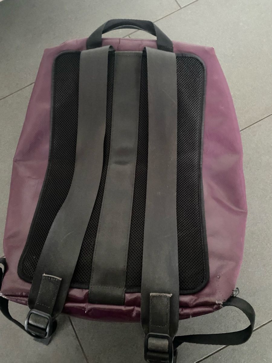 Freitag Zaini: Freitag Rucksack Fringe aubergine – Usato da Muri AG venduto da sonneblueme10 2