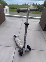 Micro Maxi Kinderroller grau  guter Zustand