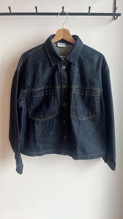 Jakes Dunkelblaue Jeansjacke Grösse 42 neuwertig