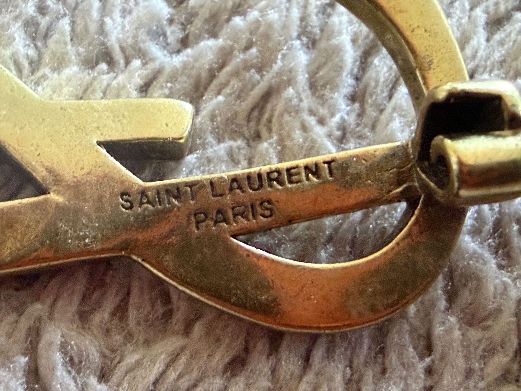 Saint Laurent Broschen & Nadeln: Yves Saint Laurent Brosche Logo – Gebraucht aus Aarau von KorgPA 5