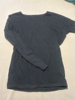 Schwarzes Langarmshirt, Casual Look, Grösse S, Top Zustand!