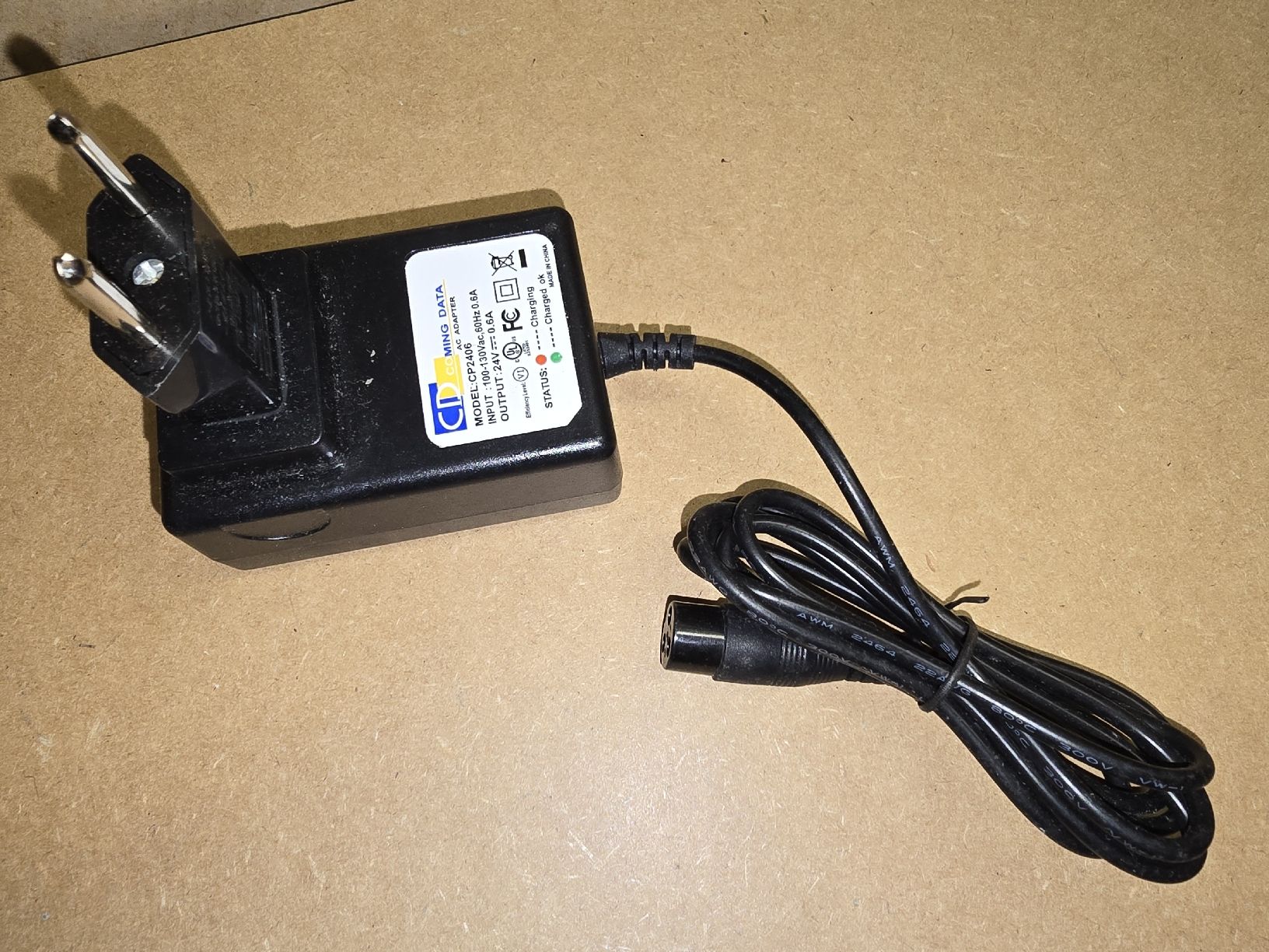 Caricatori & Batterie: Ladegerät Blei-Akku 24 volt – Usato da Lenzburg venduto da cameleoncolor
