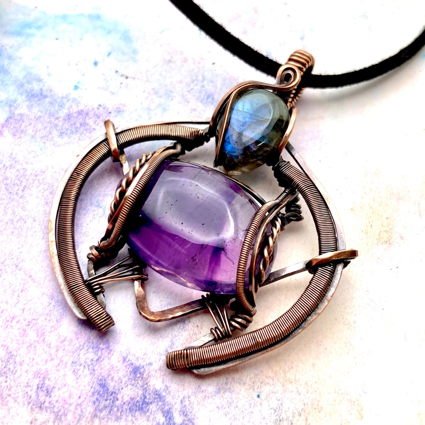 Catenine: Handgefertigter Anhänger mit Labradorit und Amethyst – Nuovo (secondo la descrizione) da Solothurn venduto da Kiki_Di 1