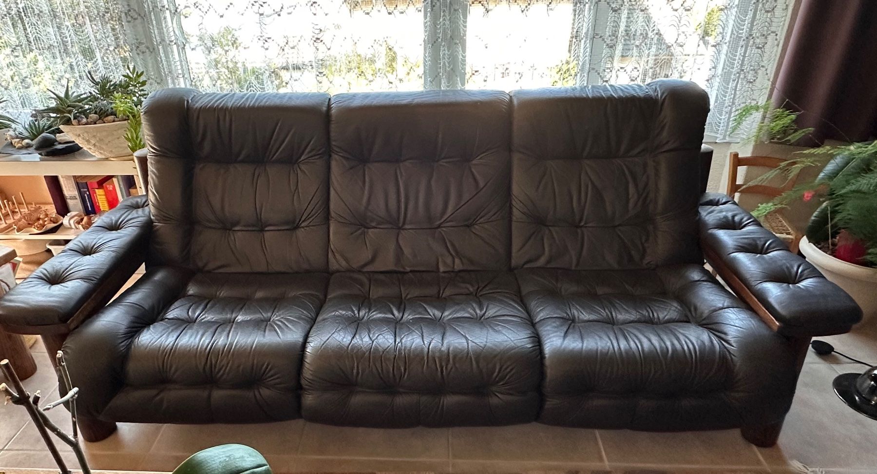 Sofas: Sofa im 70er Jahre Stil – Gebraucht aus Lengnau AG von Meisar