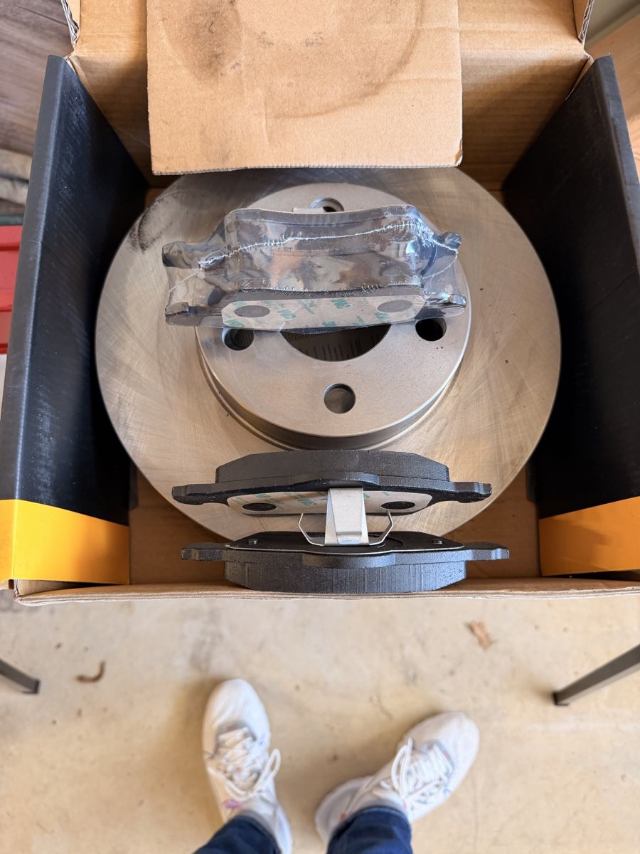 Volkswagen Alle Autoersatzteile: Vw T4 Bremsscheibe + Bremsbelege Neu – Neu (gemäss Beschreibung) aus Rafz von F1Performance 2