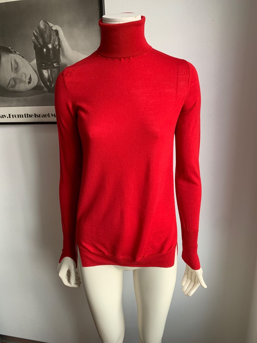 Akris Maglioni & Felpe: AKRIS: Roter Rollkragen-Pullover mit Designerdetails, 36 – Nuovo (secondo la descrizione) da Luzern venduto da designluzern 1