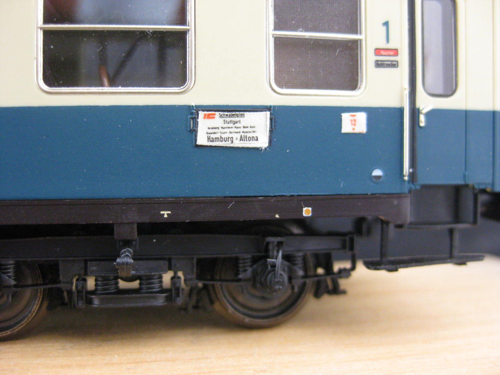 Modellini di ferrovie: ADE DB Wagen 1. Klasse blau-beige – Nuovo (secondo la descrizione) da Malters venduto da Marosko 2