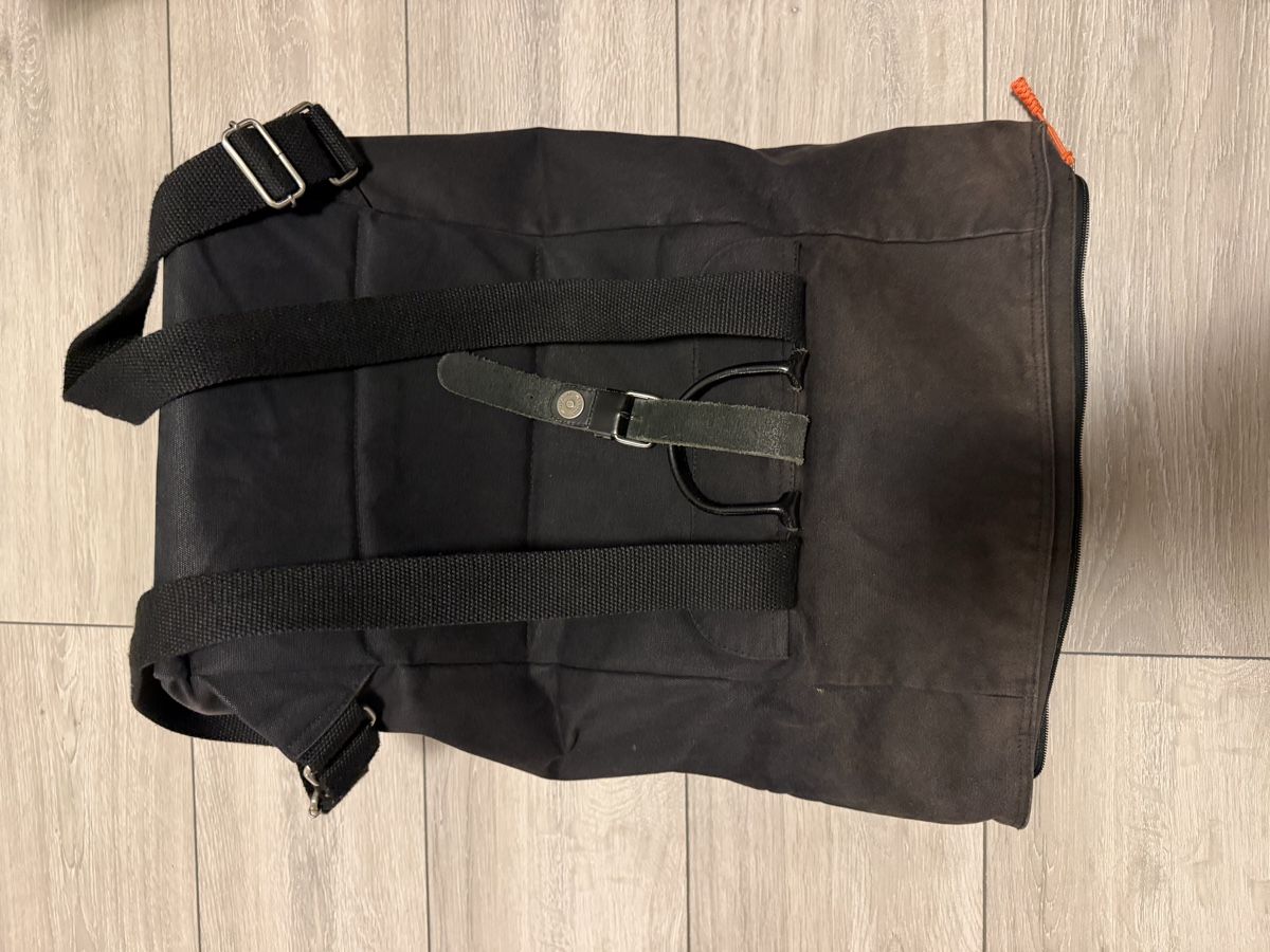 Zaini: Fitz & Huxley Backpack Black Canvas – Usato da Zürich venduto da buy_d5vz 2