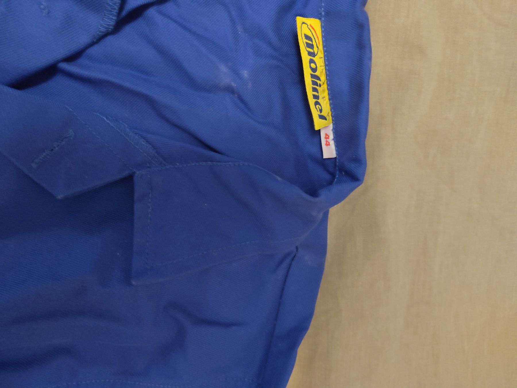 Lots de vêtements: Bleu de travail ensemble pantalon et veste – D'occasion à Biel/Bienne par vin_mq5n 3
