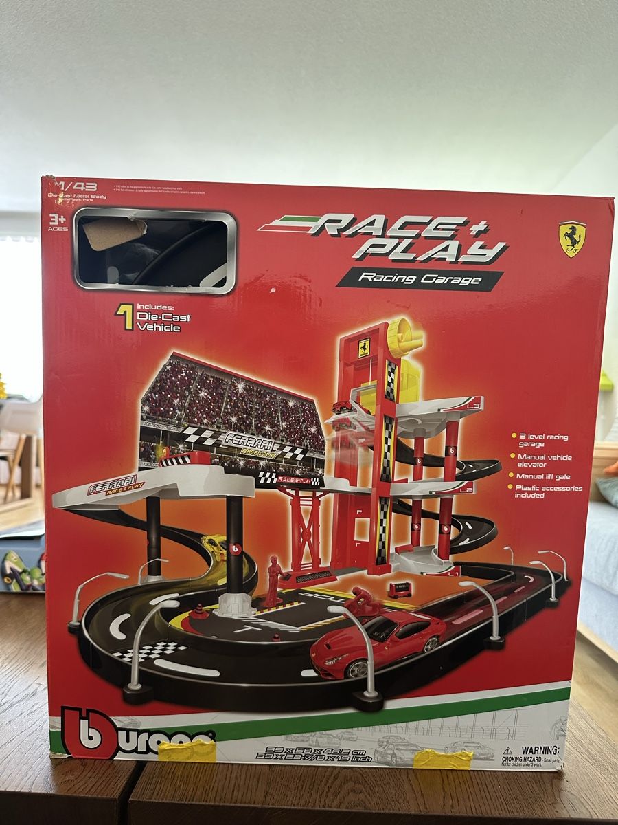 Bburago Modellini d'auto: Burago Ferrari Garage 1/43 – Usato da Wetzikon ZH venduto da Armend-08