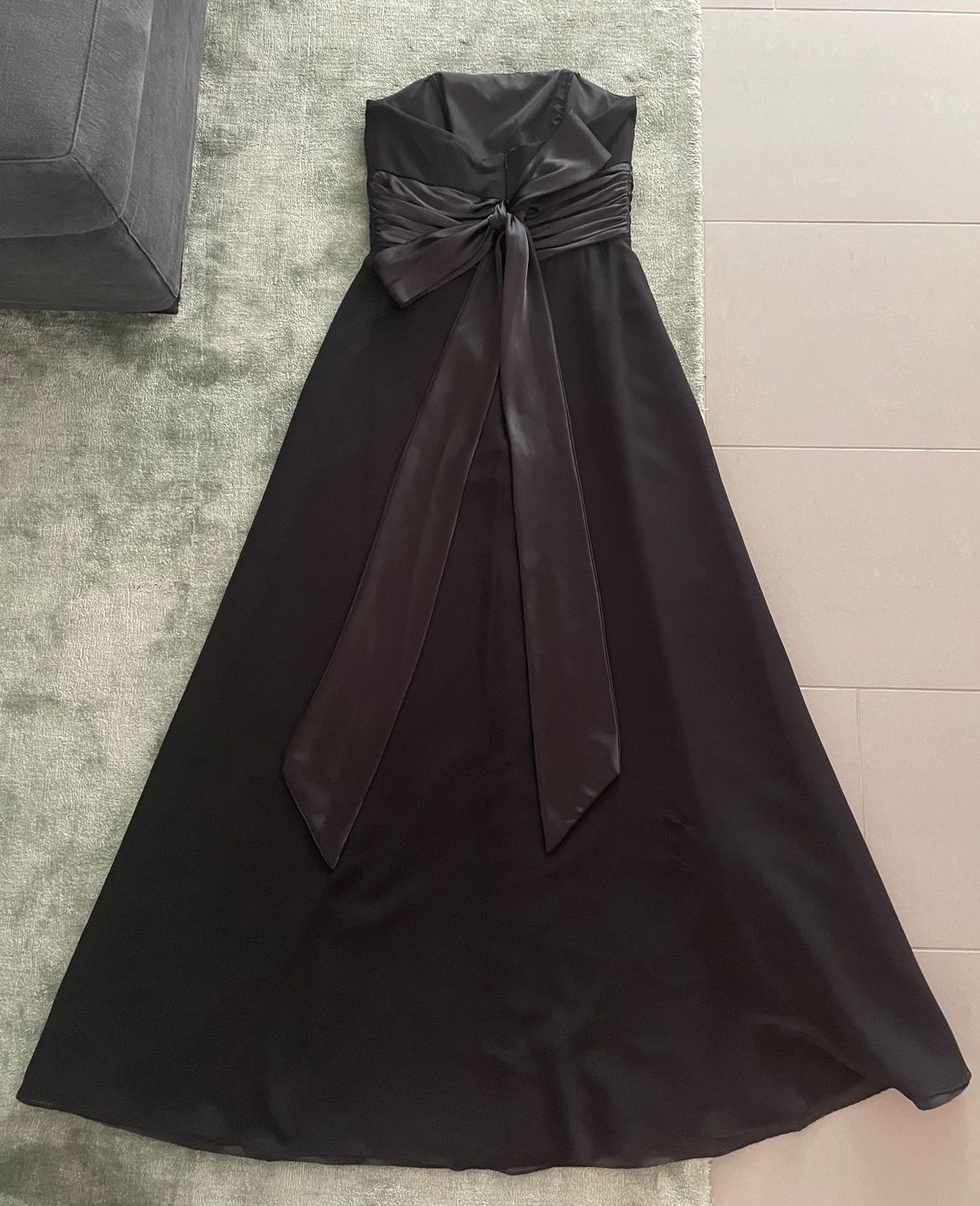 Vestiti: Bari Jay Ballkleid schwarz Grösse 36 – Usato da Wohlen AG venduto da SZS30 2