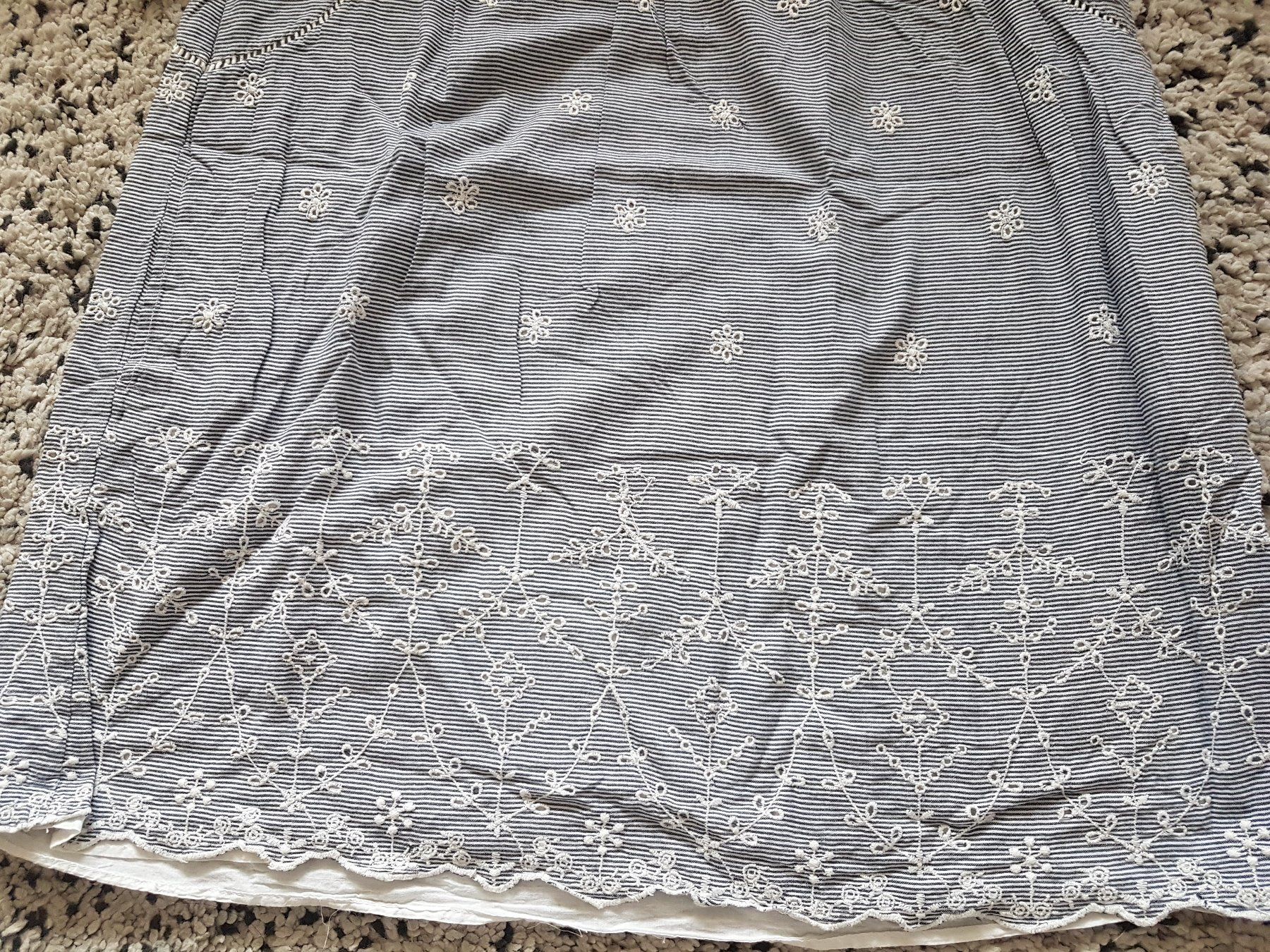 Zara Tuniche: Zara : 1 tunique avec broderie M – Usato da Lutry venduto da kylab7 2